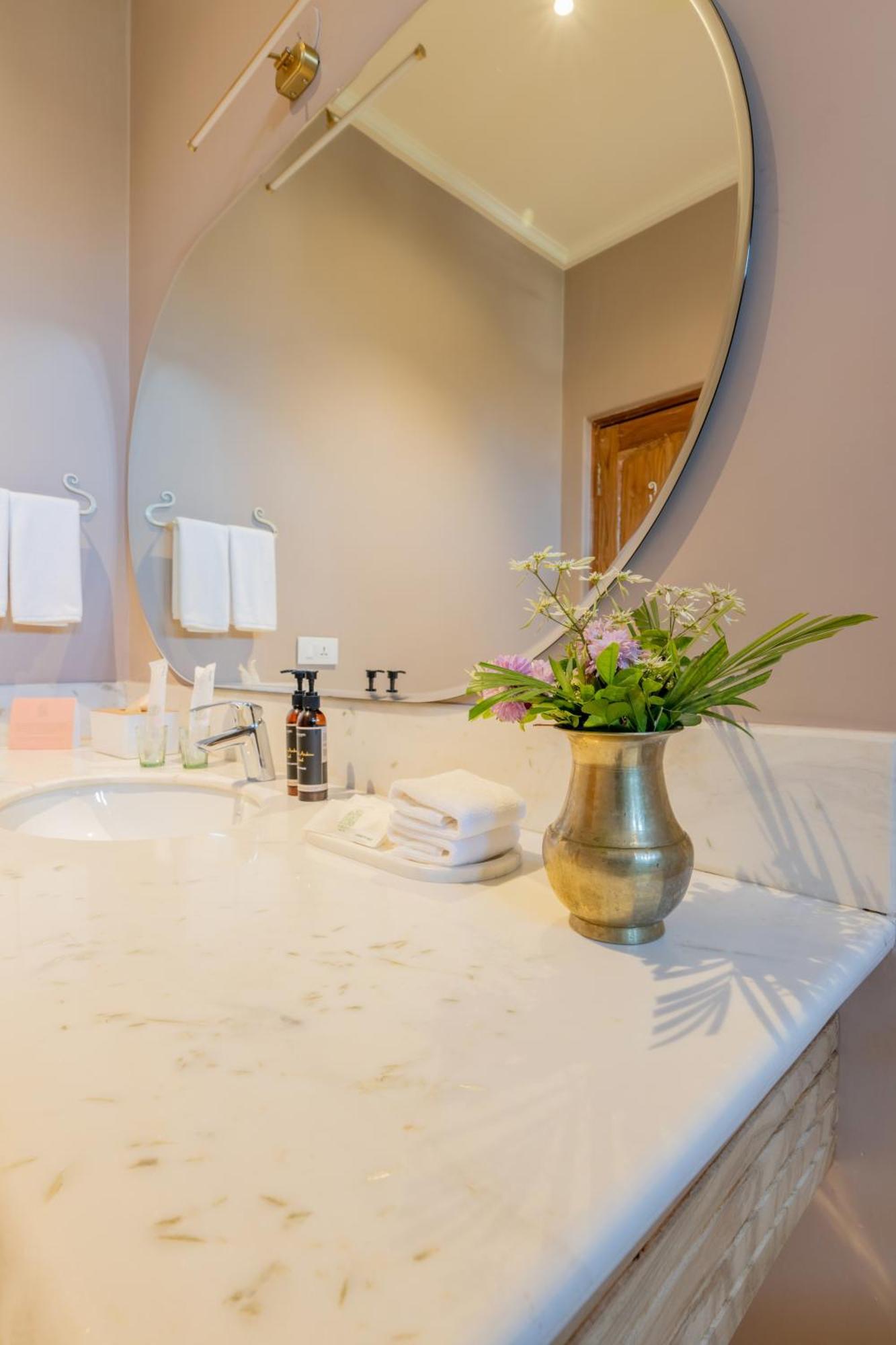 Niravi Jaipur Bed & Breakfast Екстериор снимка